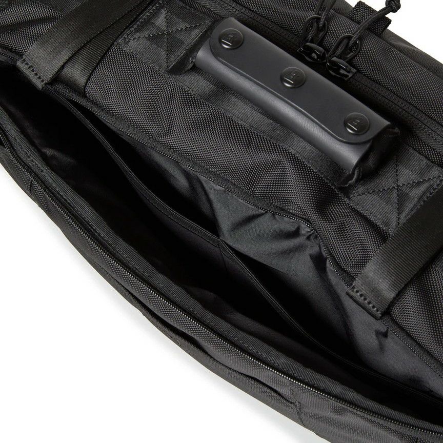 ニューエラのボストンバッグ