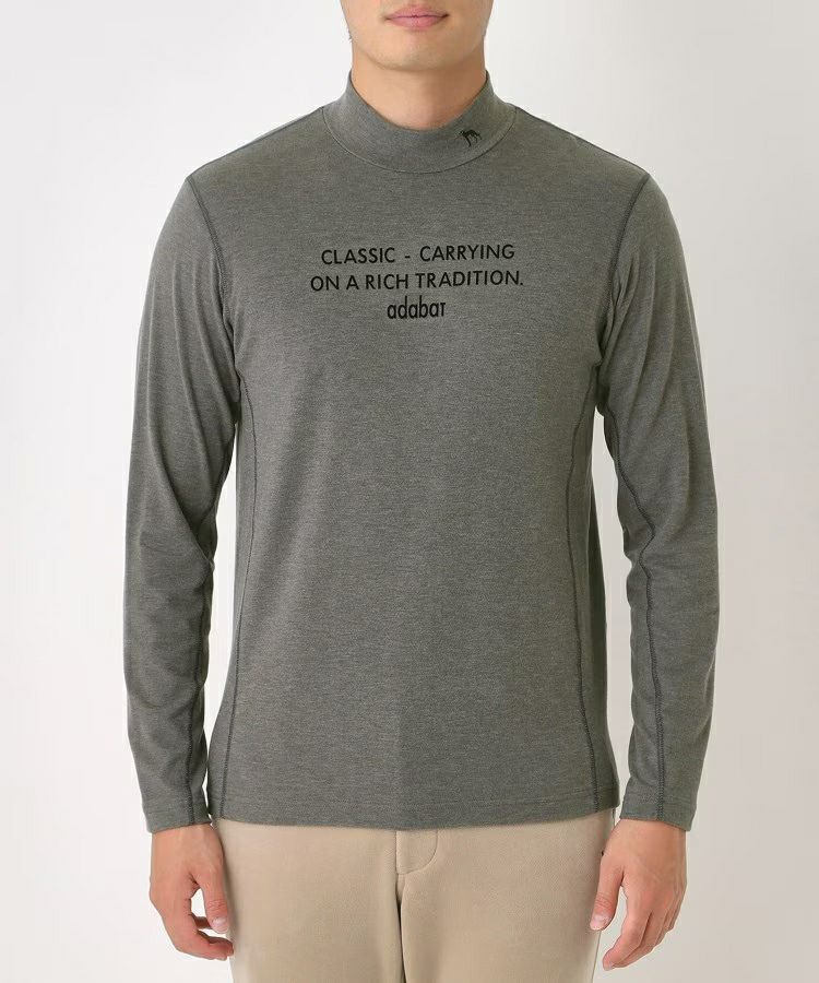 アダバットのハイネックシャツ