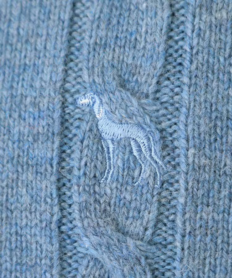 アダバットのセーター