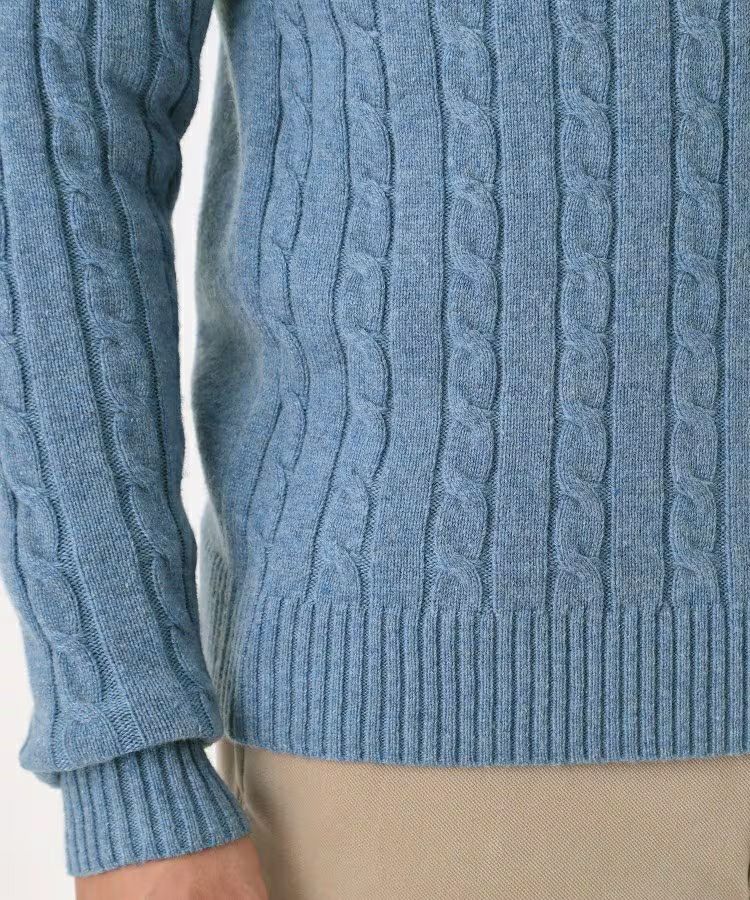 アダバットのセーター