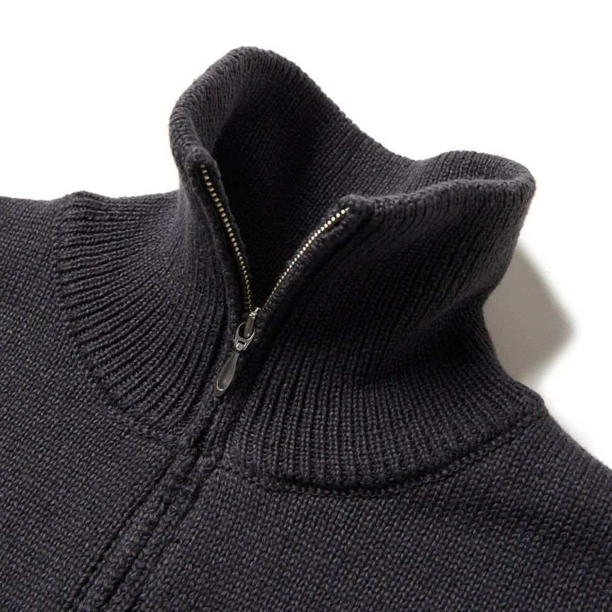 ニューエラのセーター