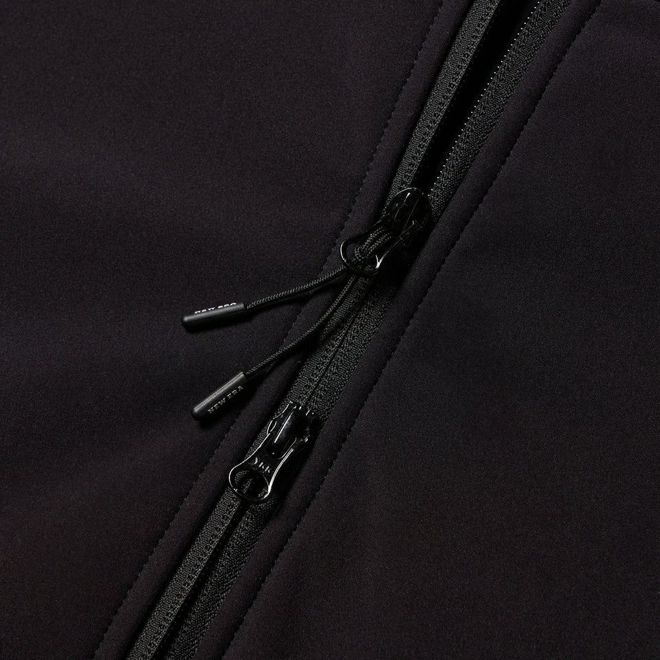 ニューエラのブルゾン