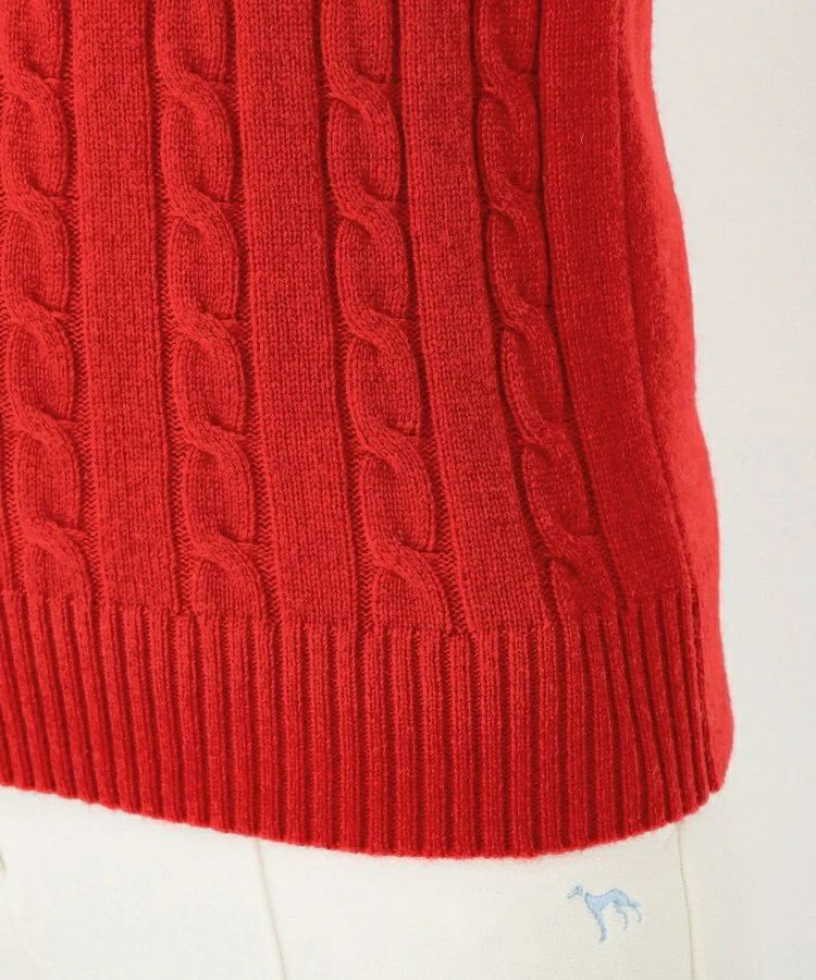 アダバットのセーター