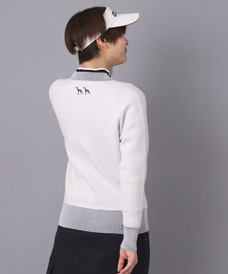 アダバットのセーター