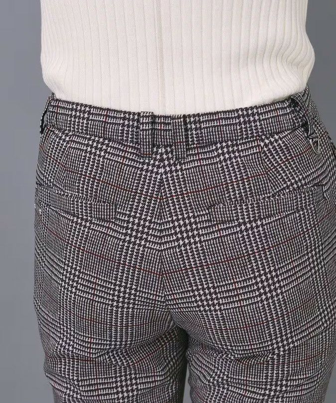 アダバットのパンツ