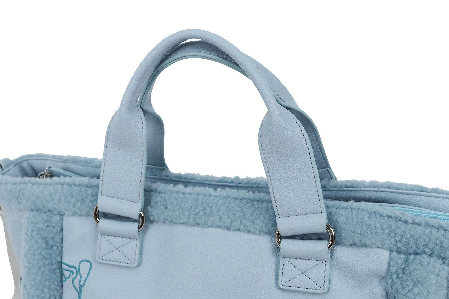 アンパスィのボストンバッグ