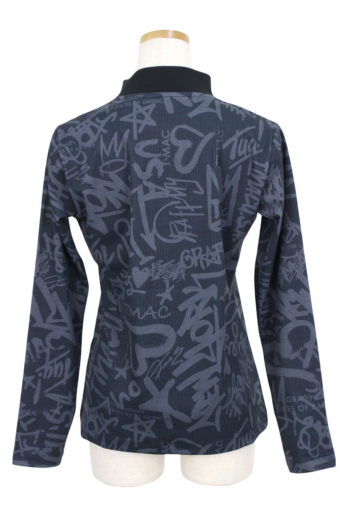 ティーマックのハイネックシャツ