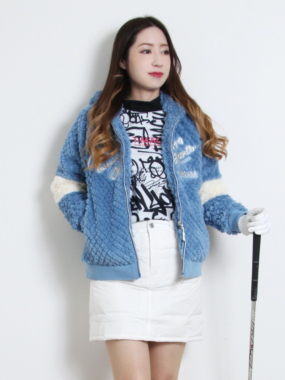 ティーマックのハイネックシャツ