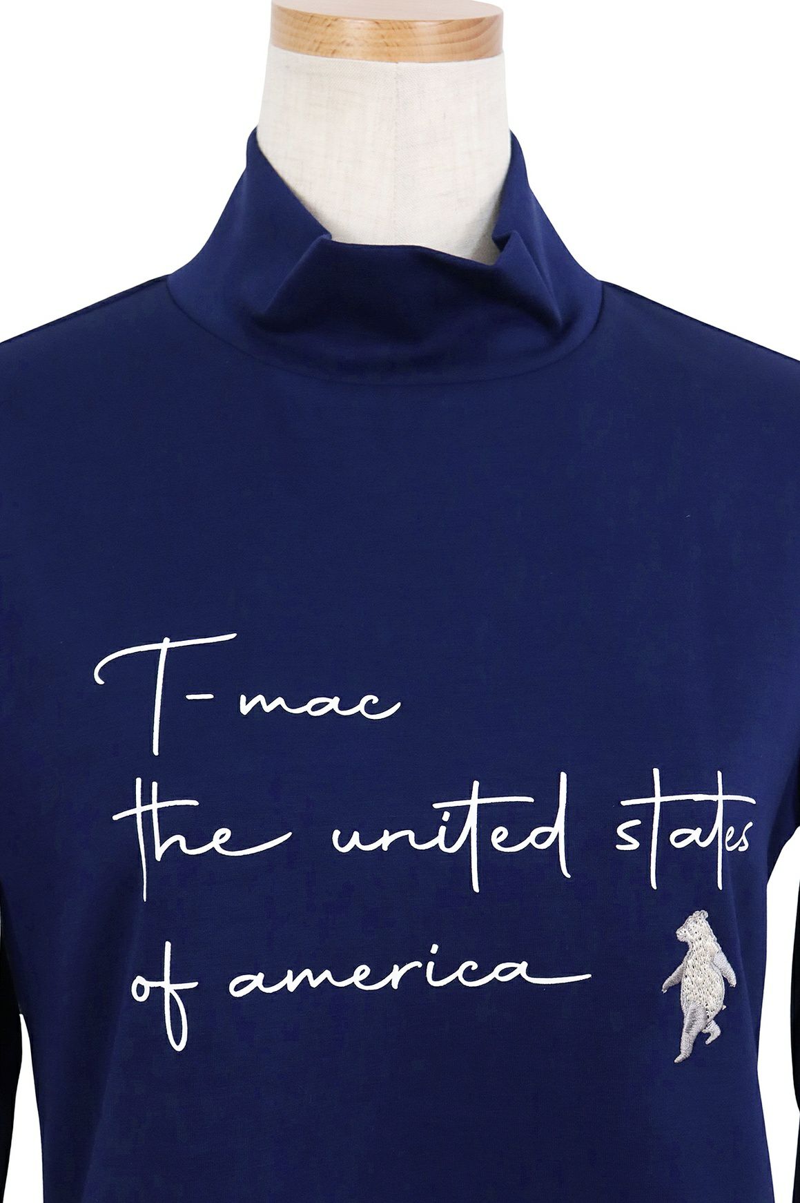 ティーマックのハイネックシャツ