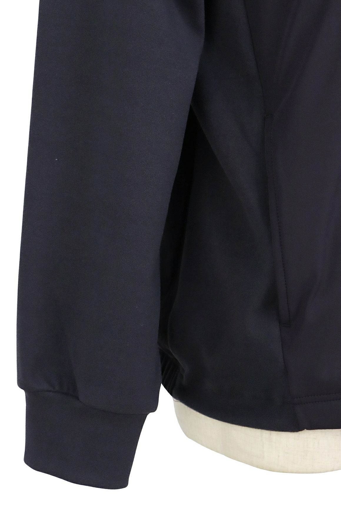 ティーマックのトレーナー