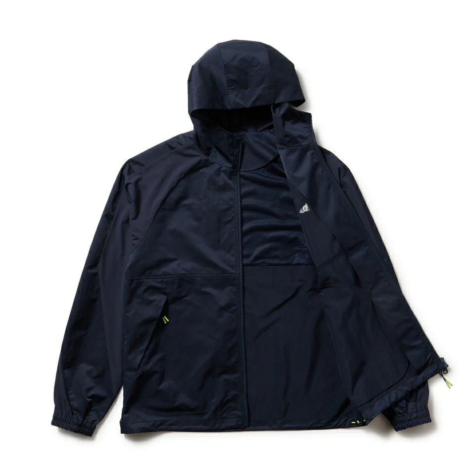 ニューエラのブルゾン