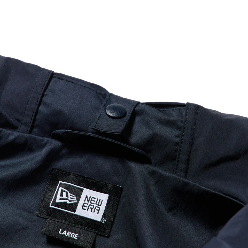 ニューエラのブルゾン