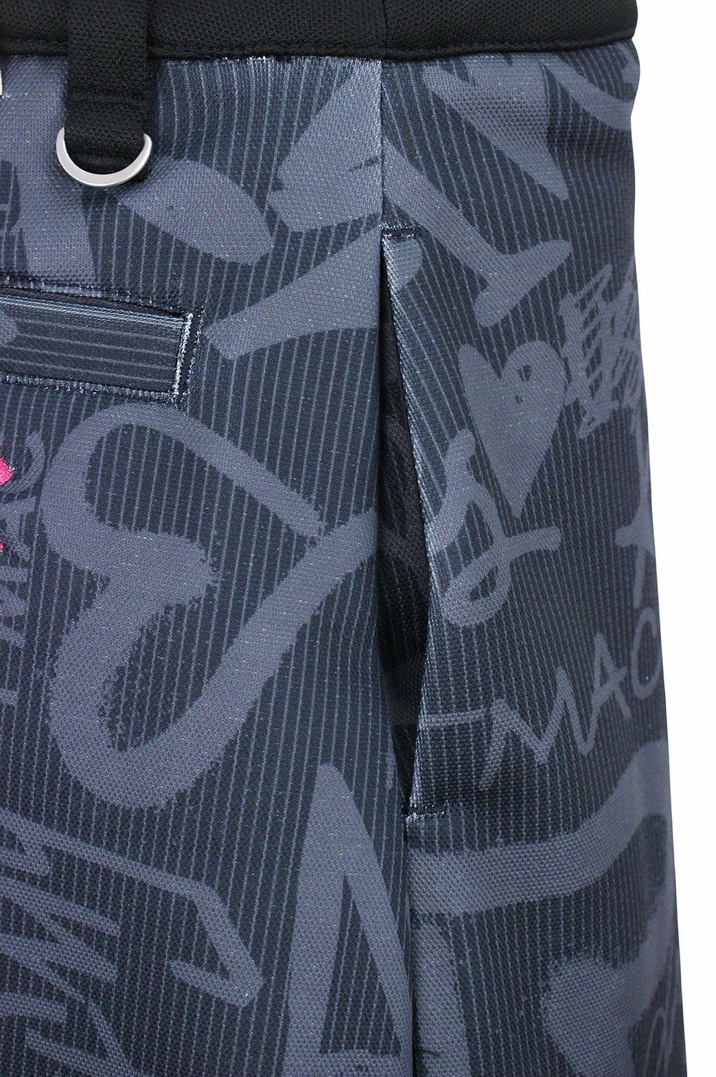 ティーマックのスカート