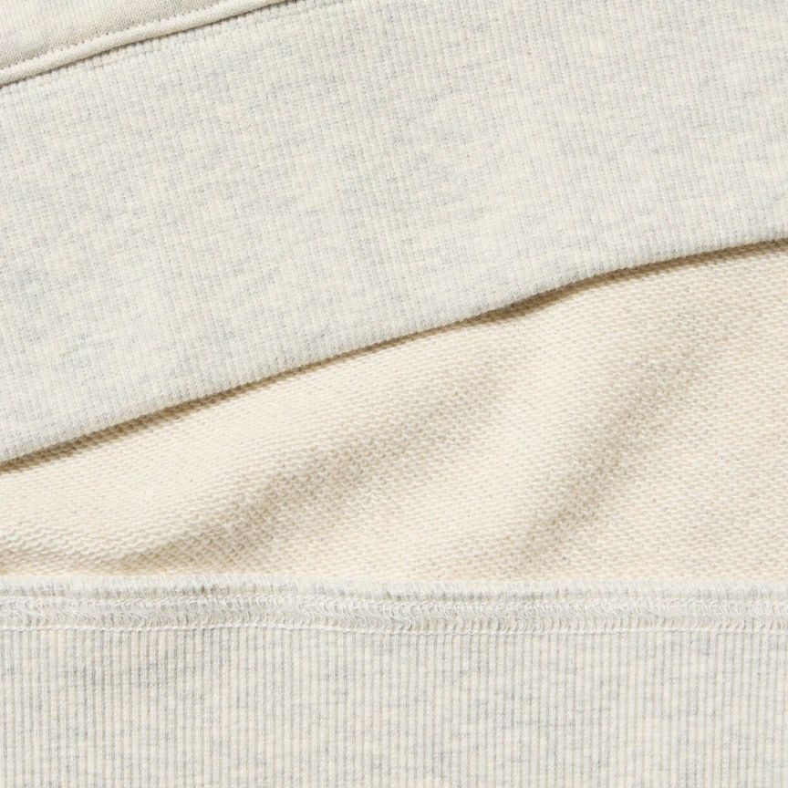 ニューエラのパーカー