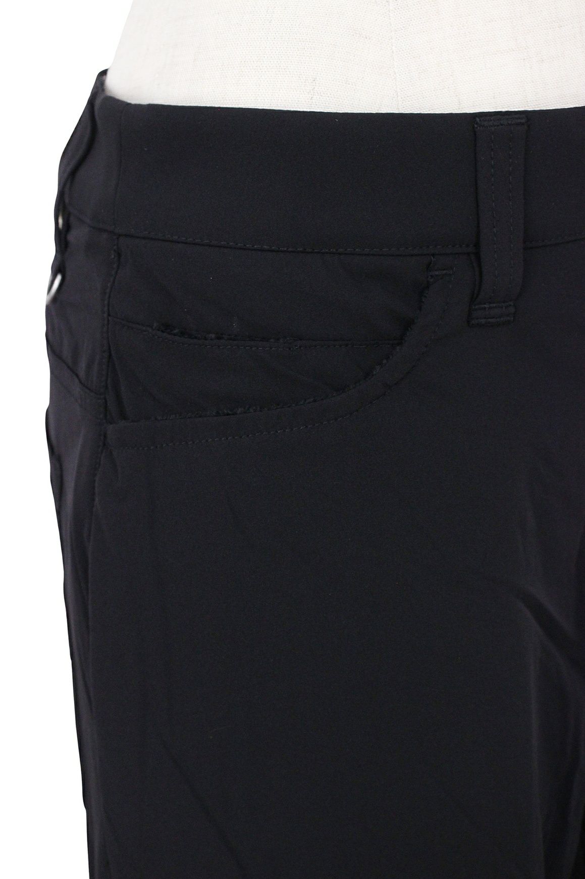 ティーマックのロングパンツ