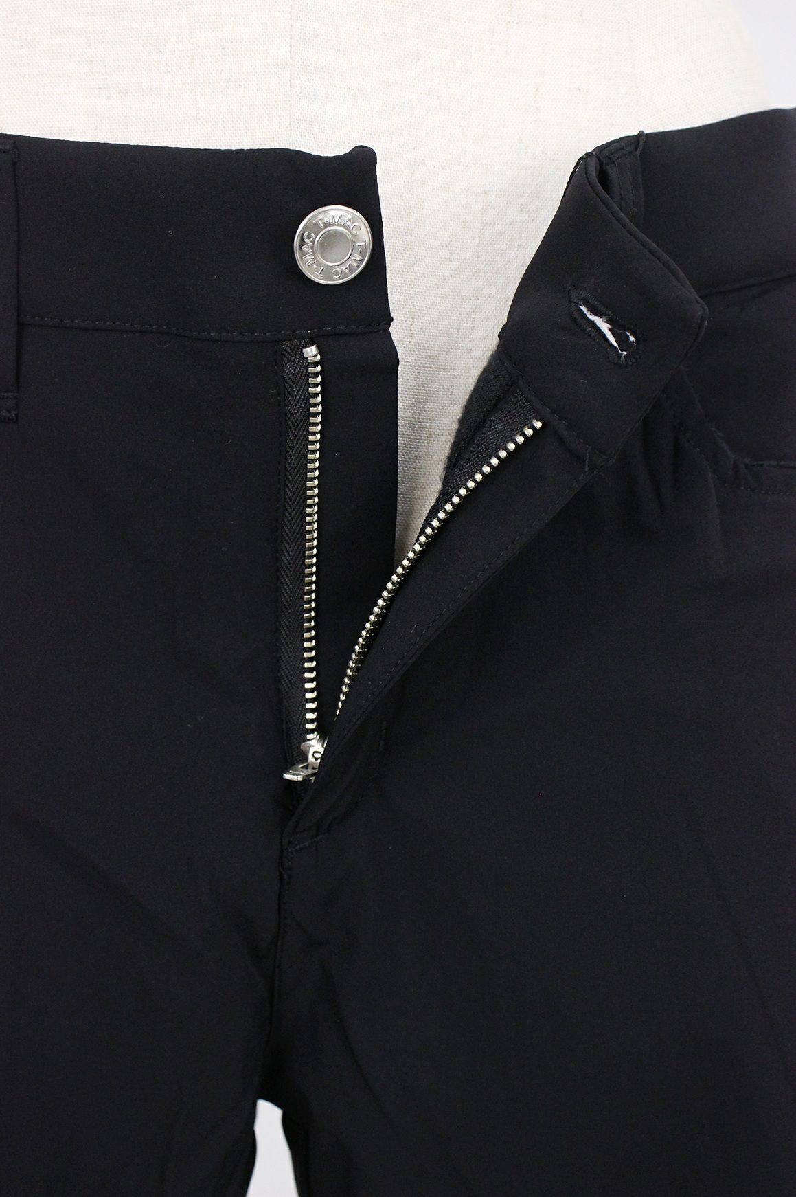 ティーマックのロングパンツ