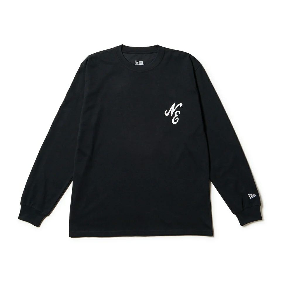 ニューエラのTシャツ