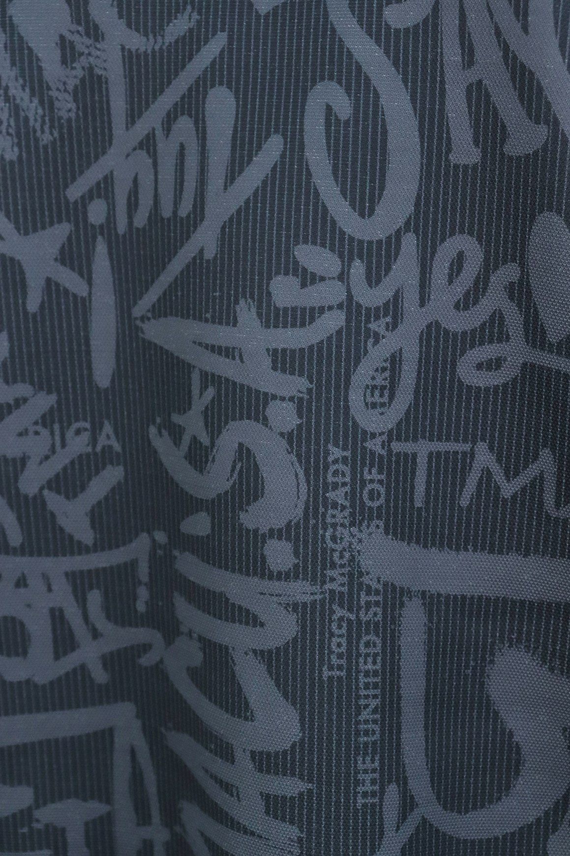 ティーマックのパーカー