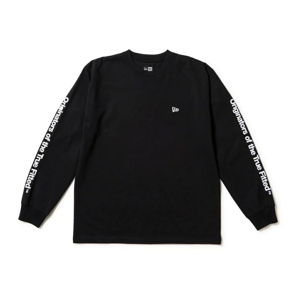 ニューエラのTシャツ