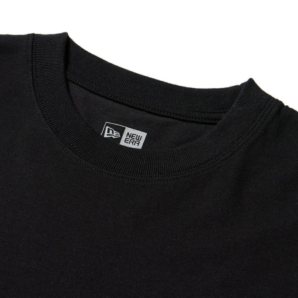 ニューエラのTシャツ