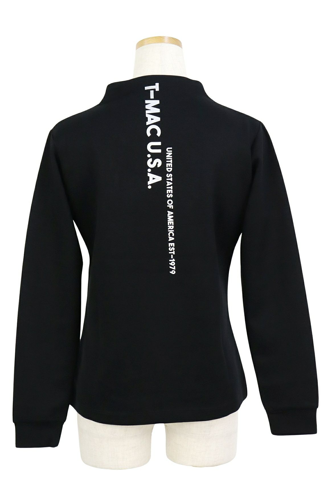 ティーマックのハイネックシャツ