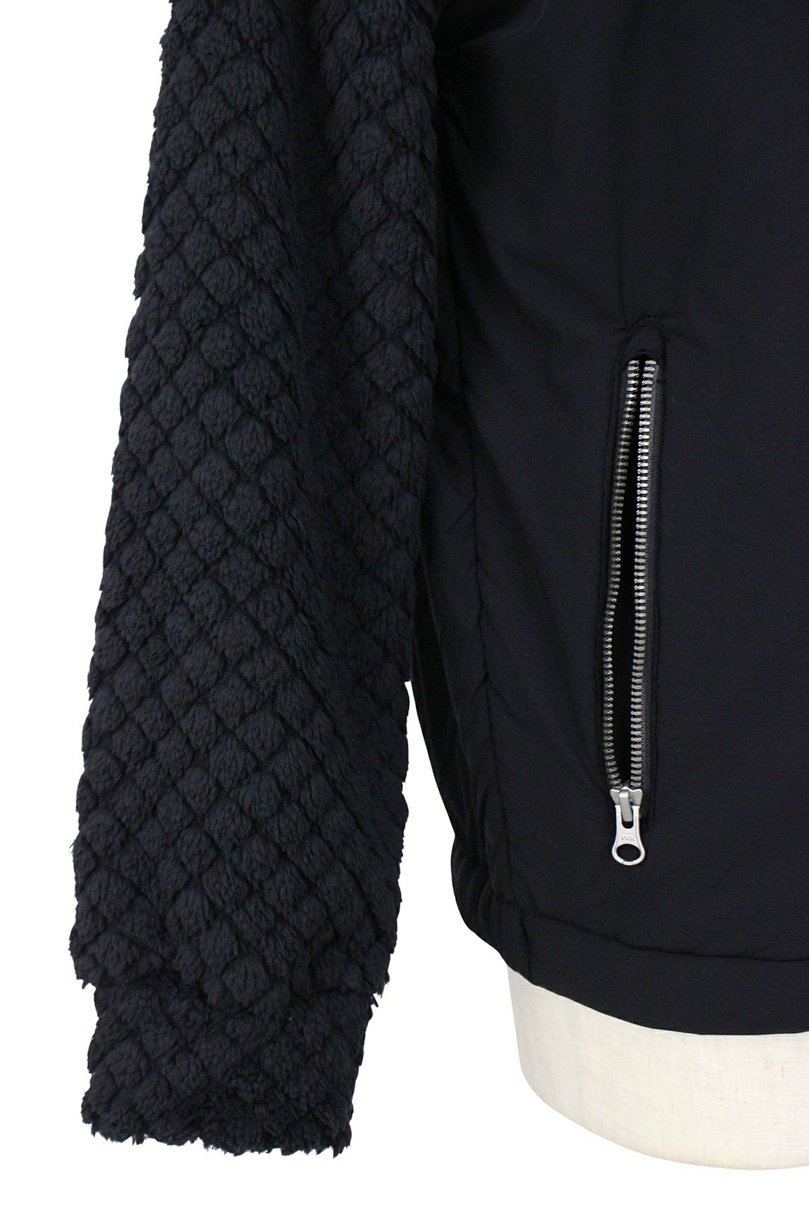 ティーマックのブルゾン