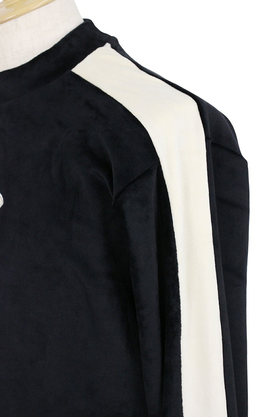 ティーマックのトレーナー