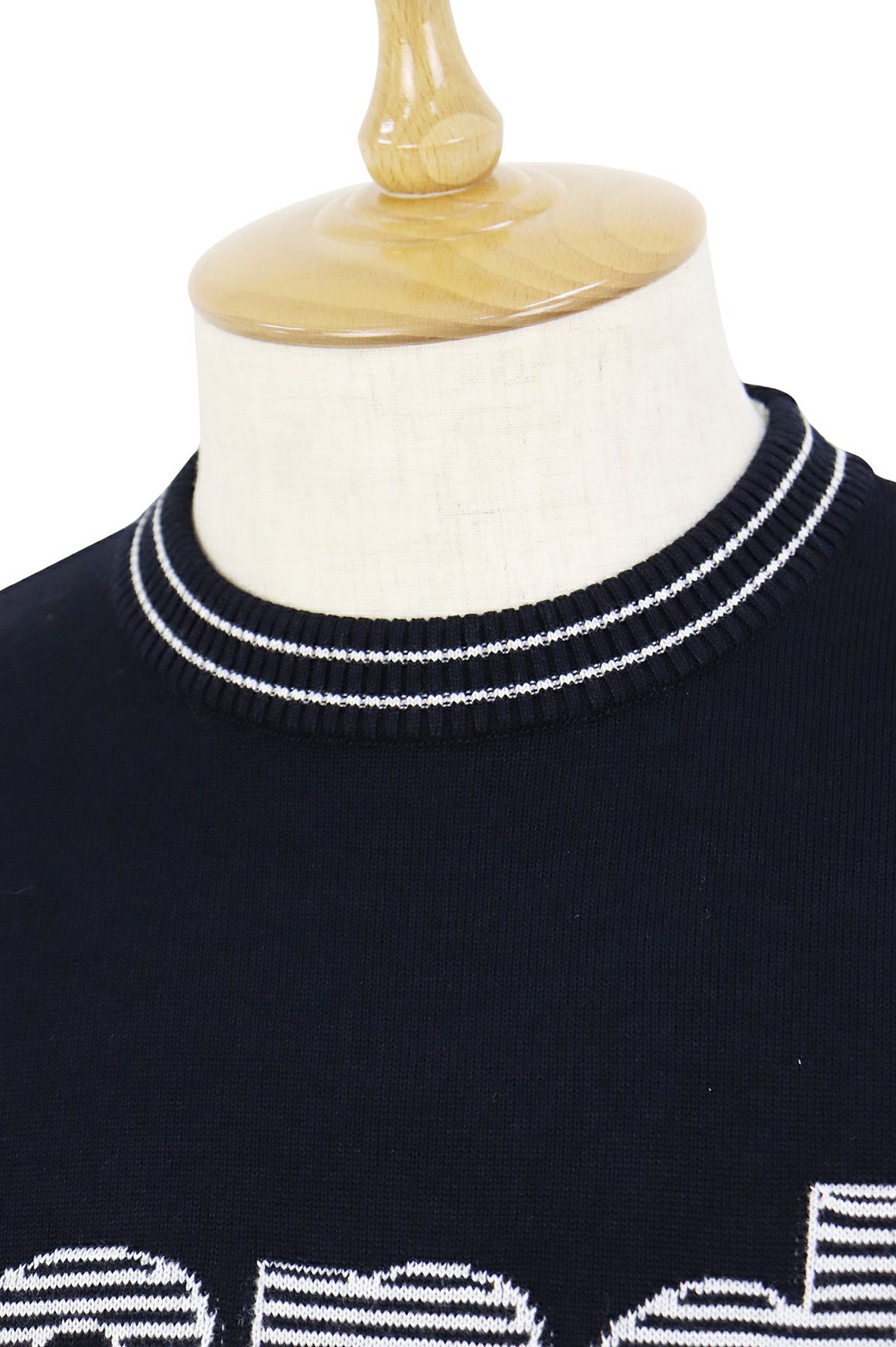 アンパスィのセーター