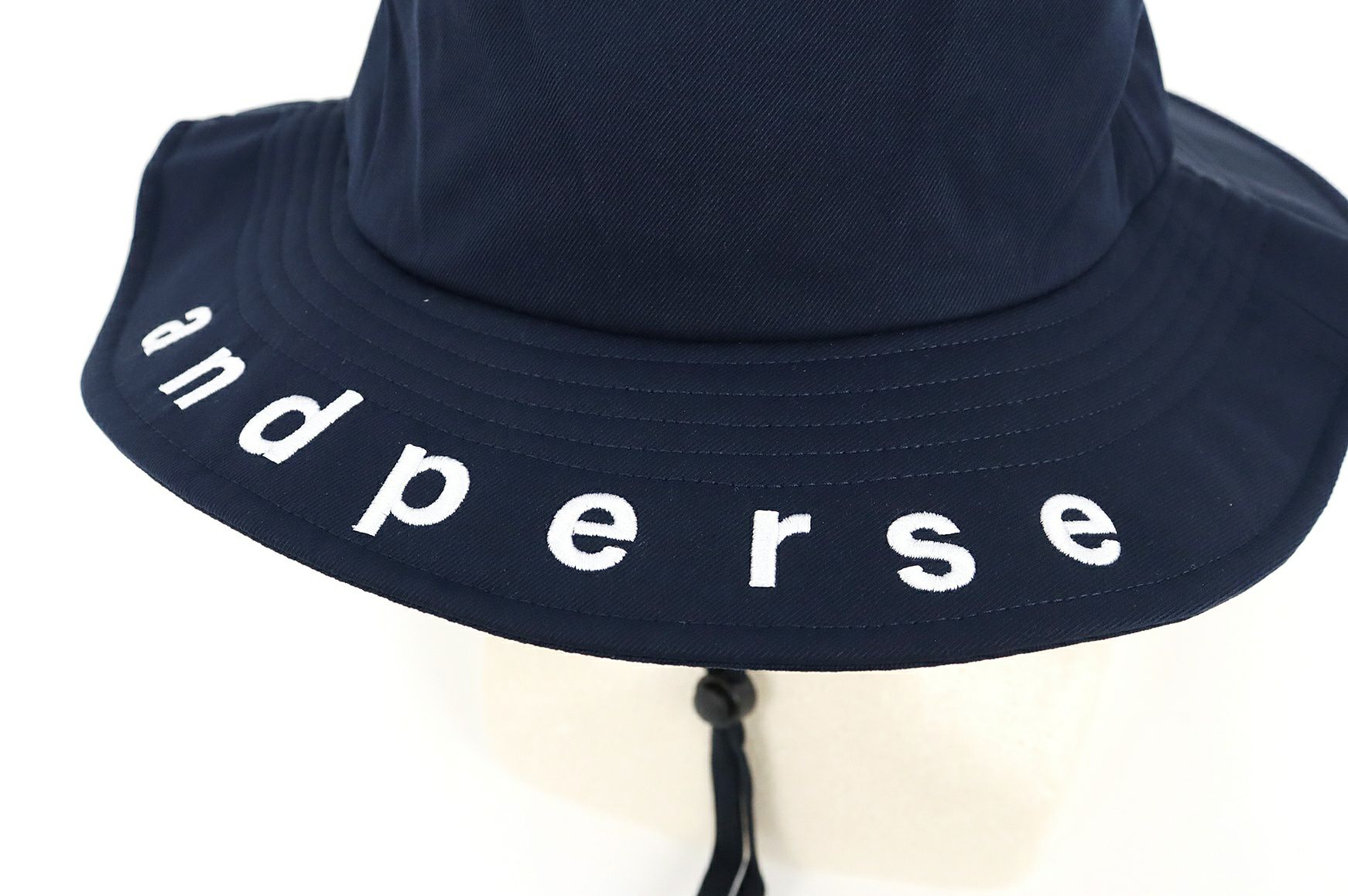 アンパスィのハット