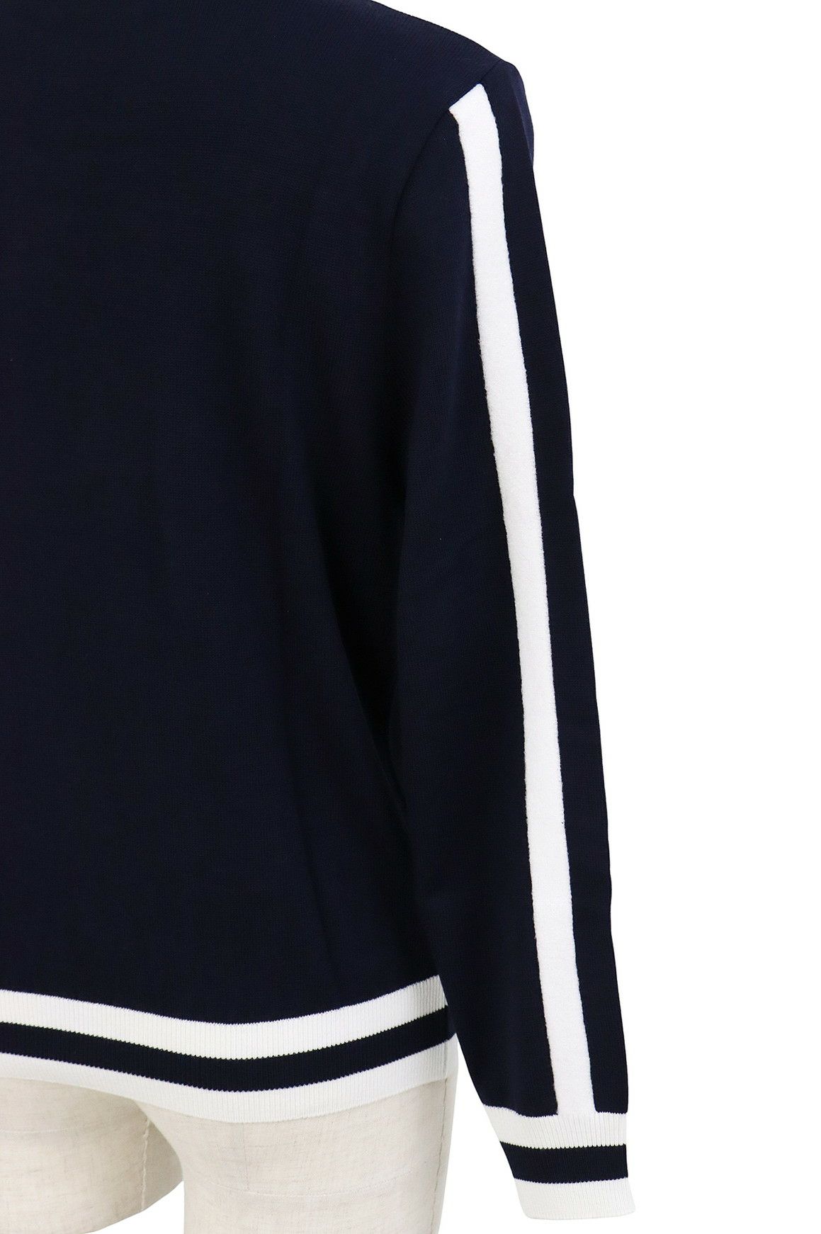 アンパスィのセーター