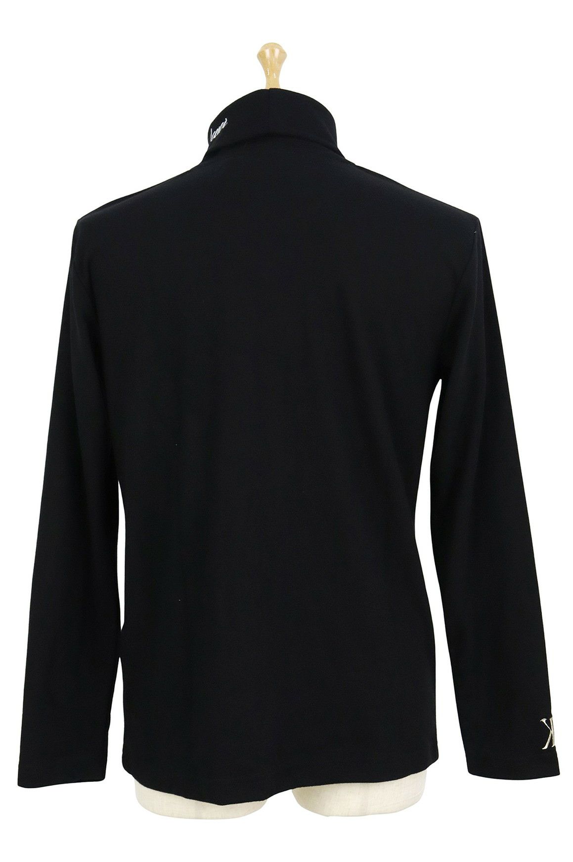 カールカナイのハイネックシャツ