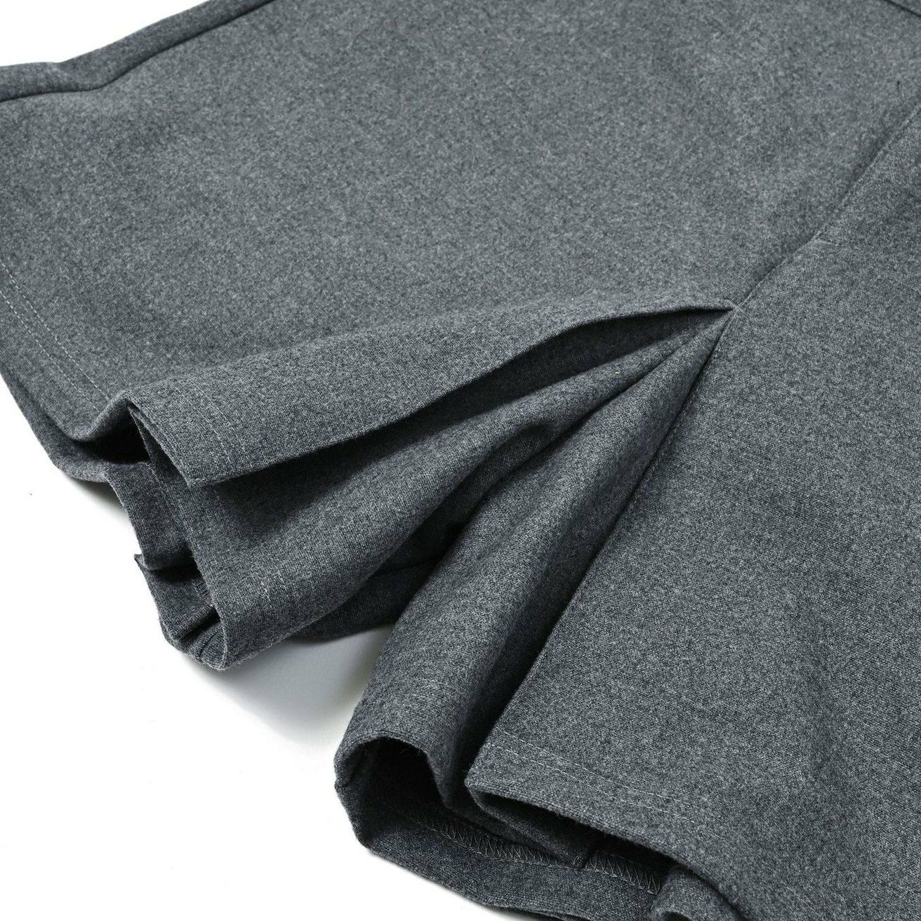 デルソルゴルフのショートパンツ