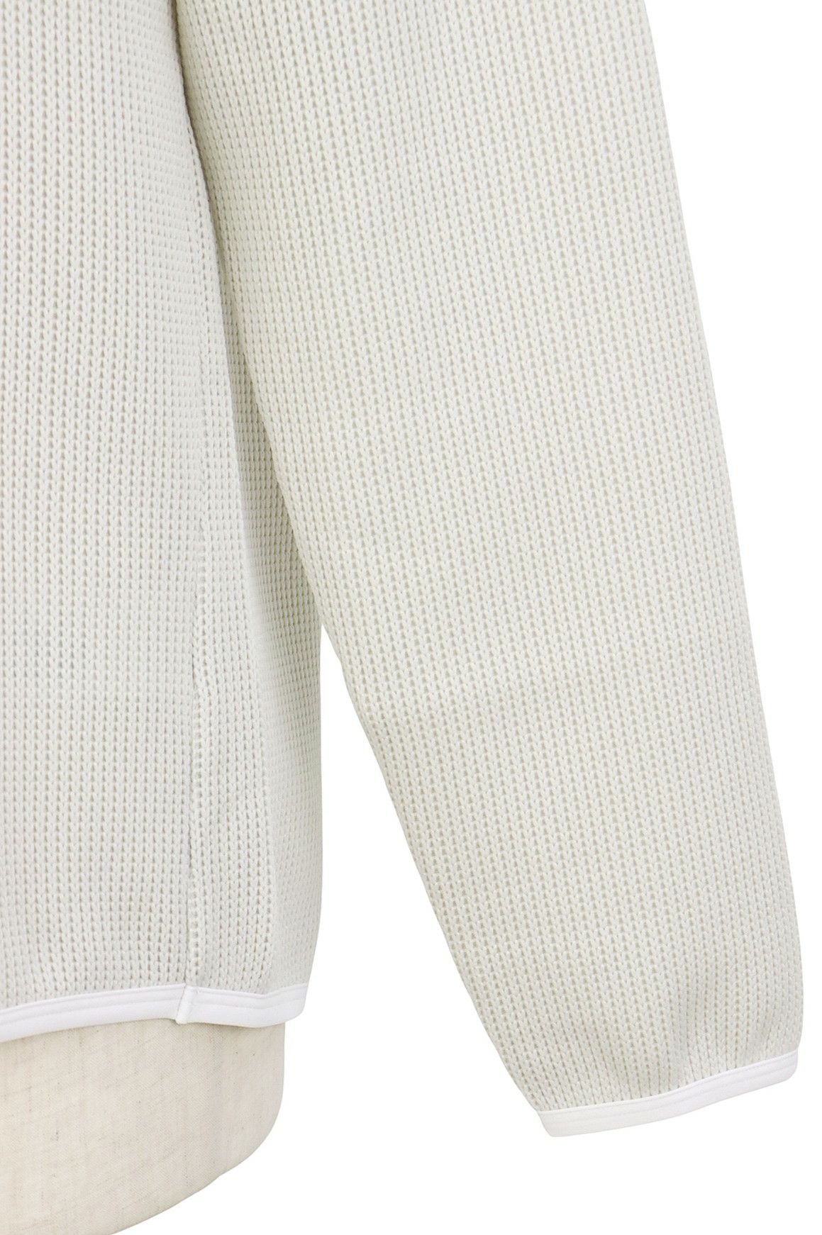 モコのパーカー