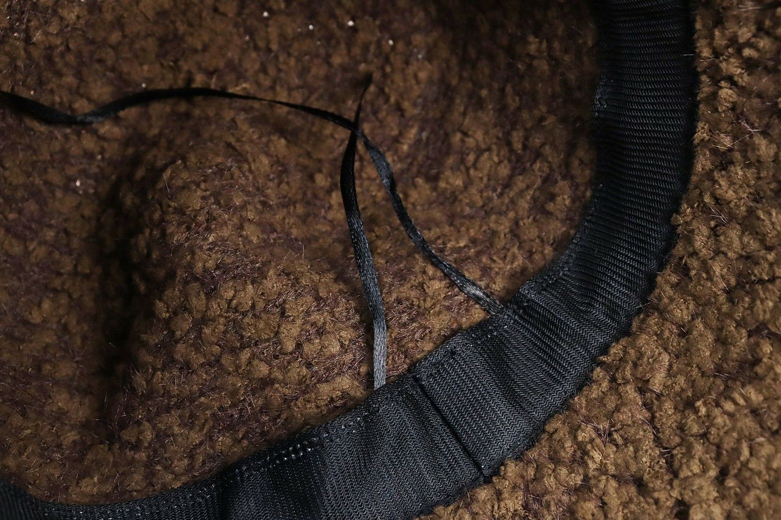 モナデルソルのハット