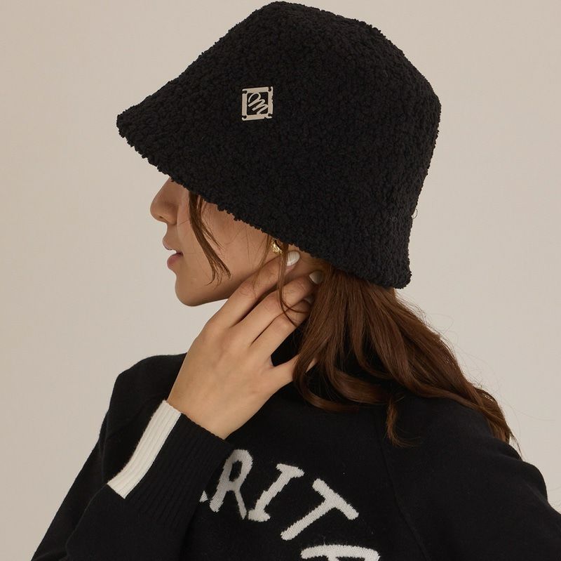 モナデルソルのハット