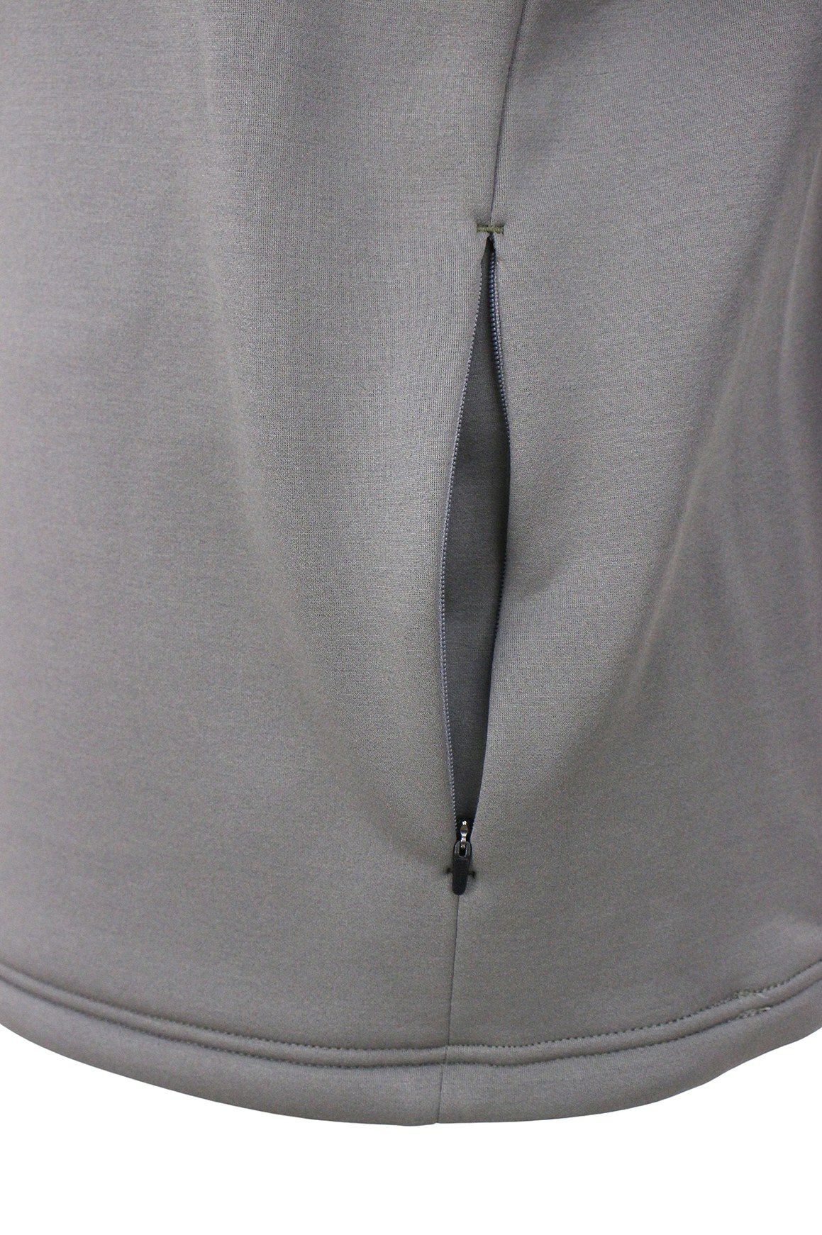 ゼロハリバートンゴルフのパーカー