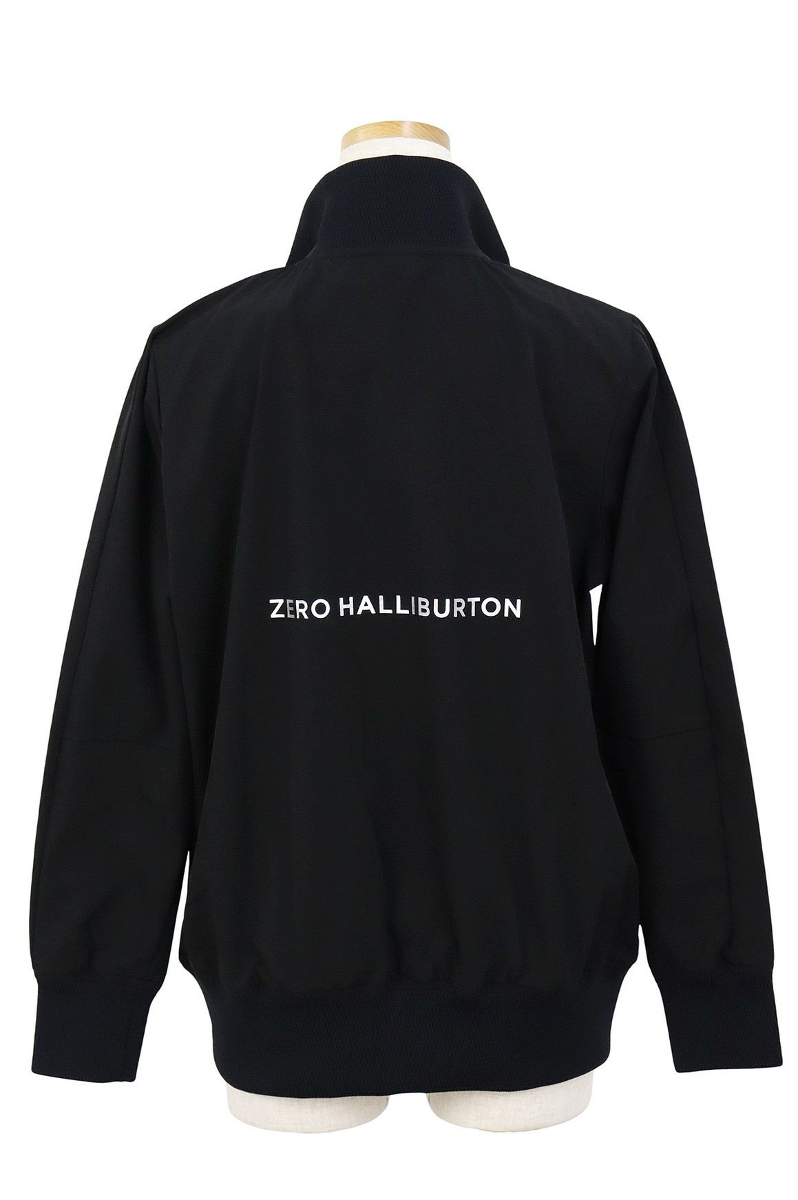 ゼロハリバートンゴルフのブルゾン