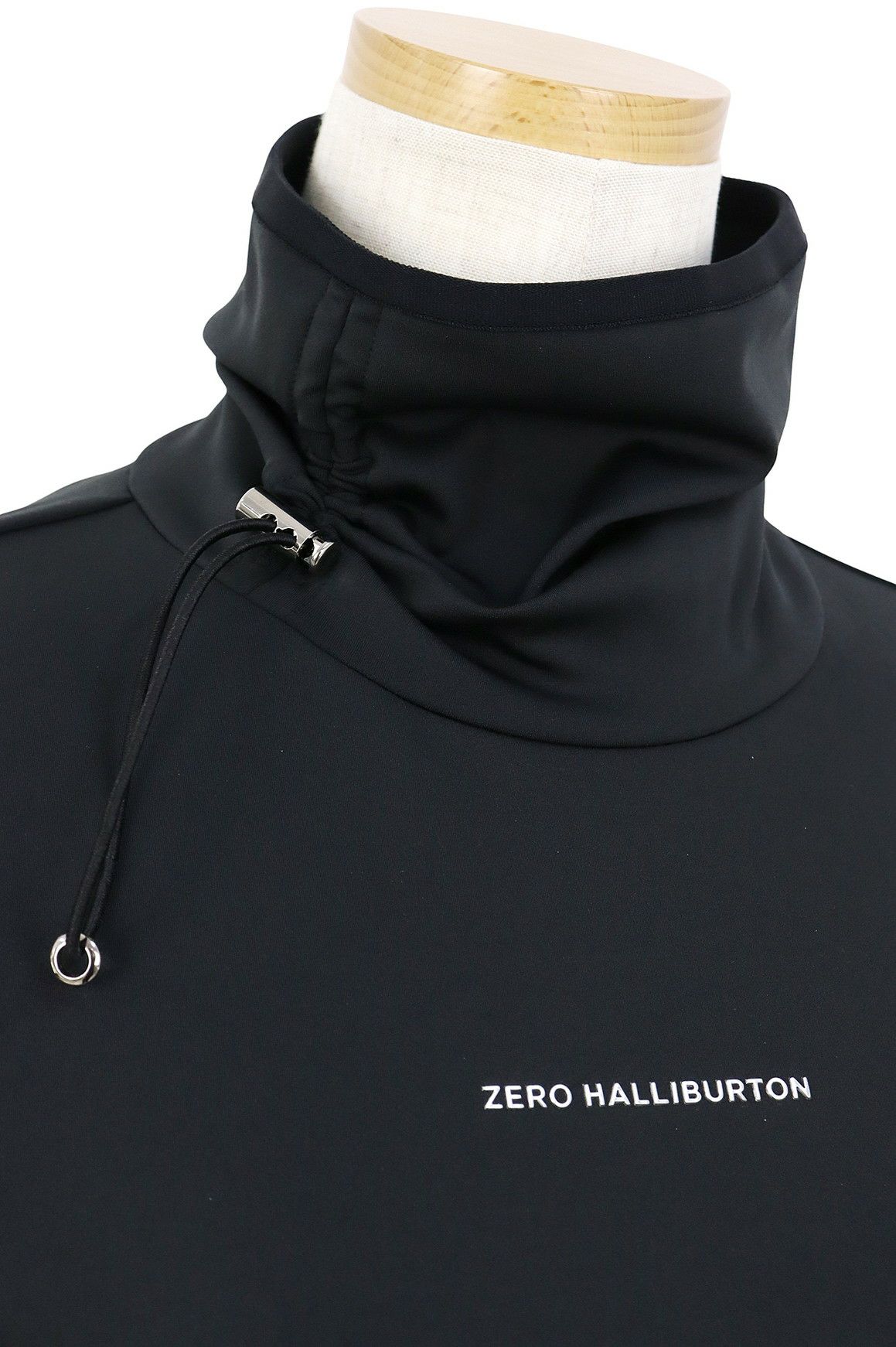 ゼロハリバートンゴルフのハイネックシャツ