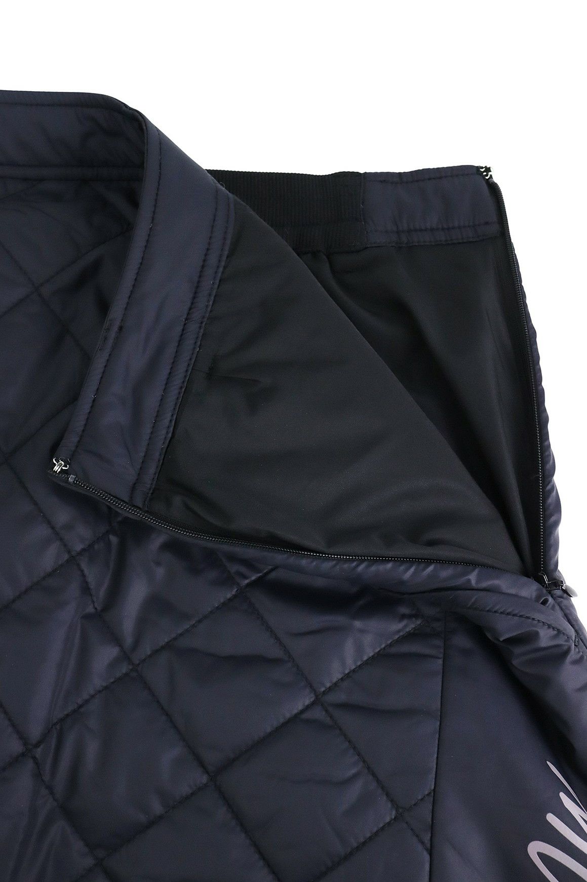 MUスポーツのスカート