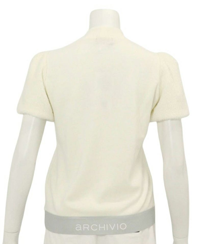 アルチビオのハイネックシャツ