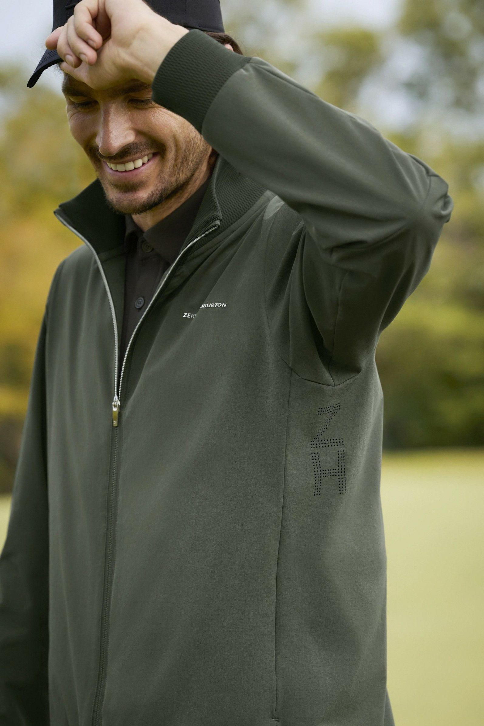 ゼロハリバートンゴルフのブルゾン