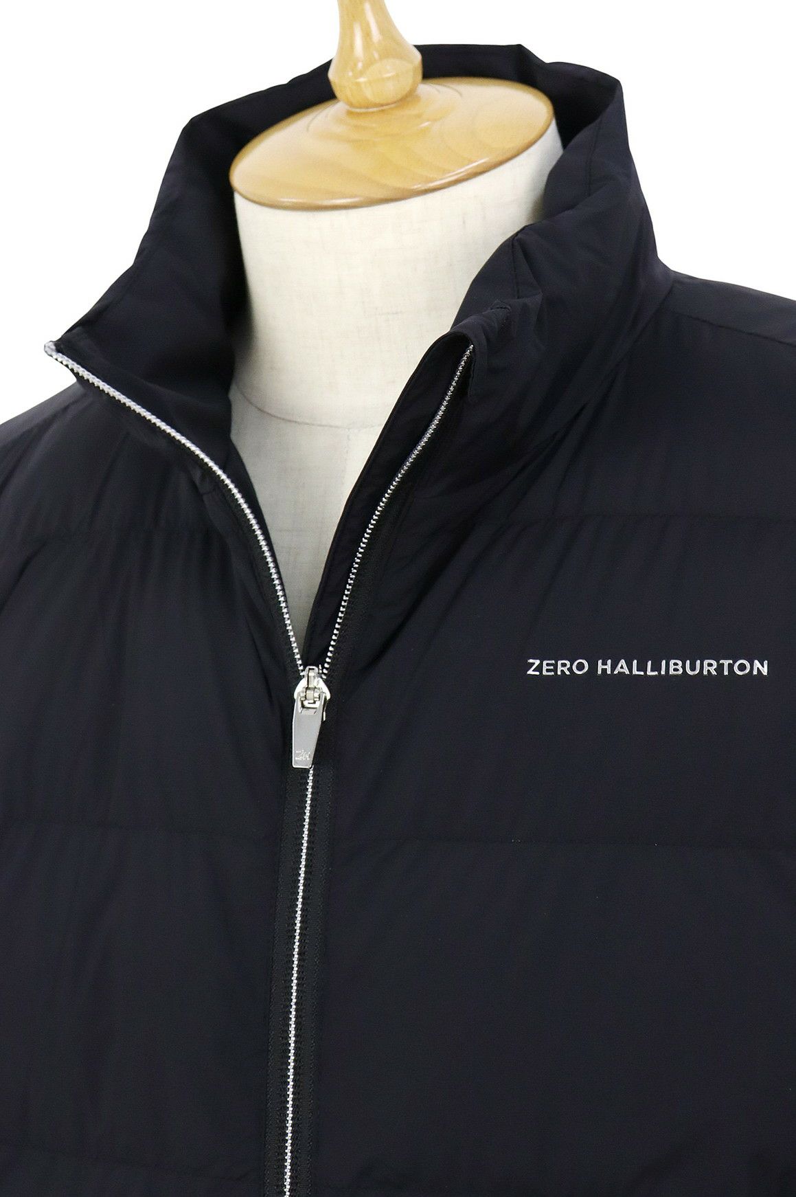 ゼロハリバートンゴルフのブルゾン