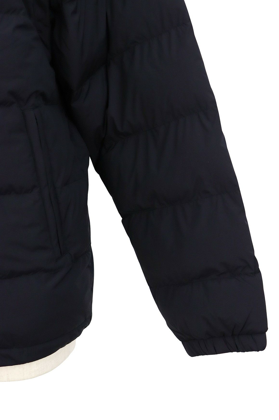 ゼロハリバートンゴルフのブルゾン