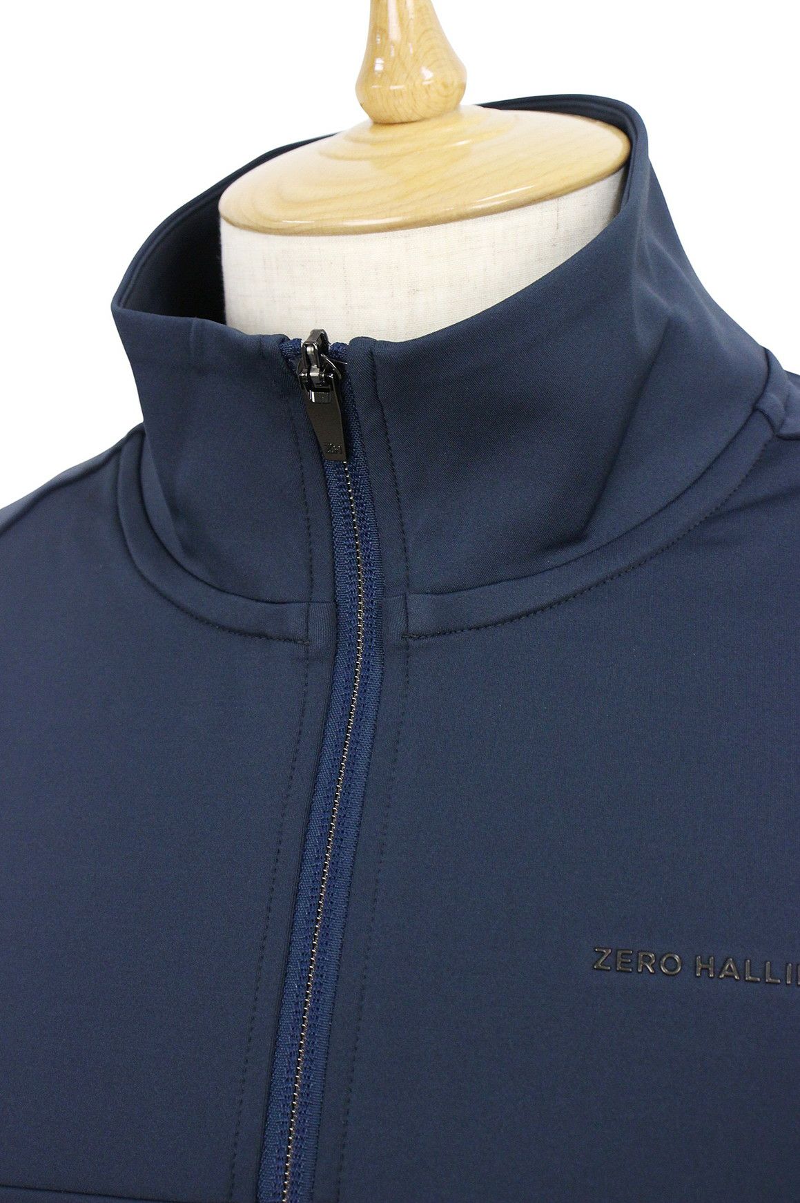 ゼロハリバートンゴルフのブルゾン