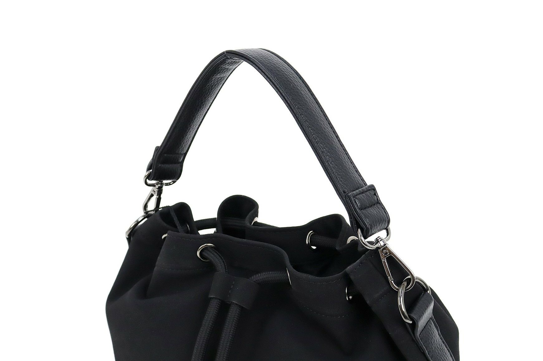 ウノピゥウノウグァーレトレのカートバッグ