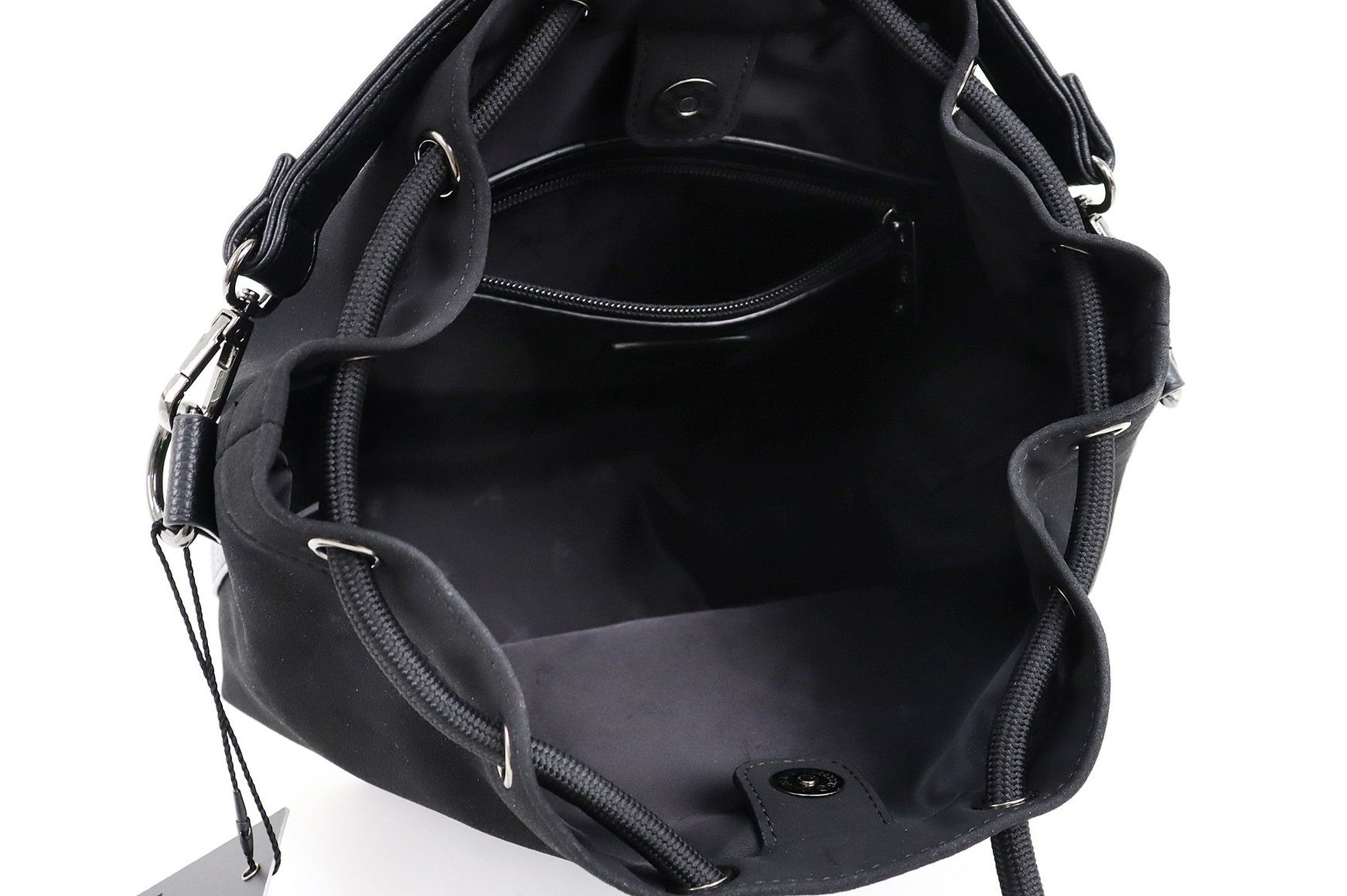 ウノピゥウノウグァーレトレのカートバッグ