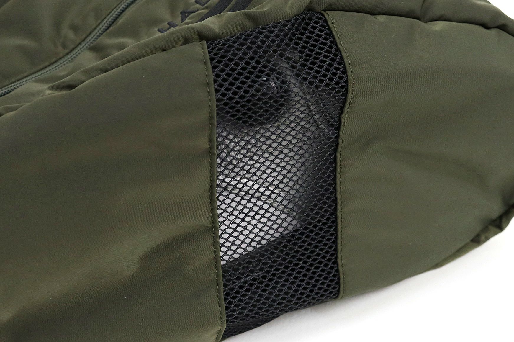 ゼロハリバートンのシューズケース