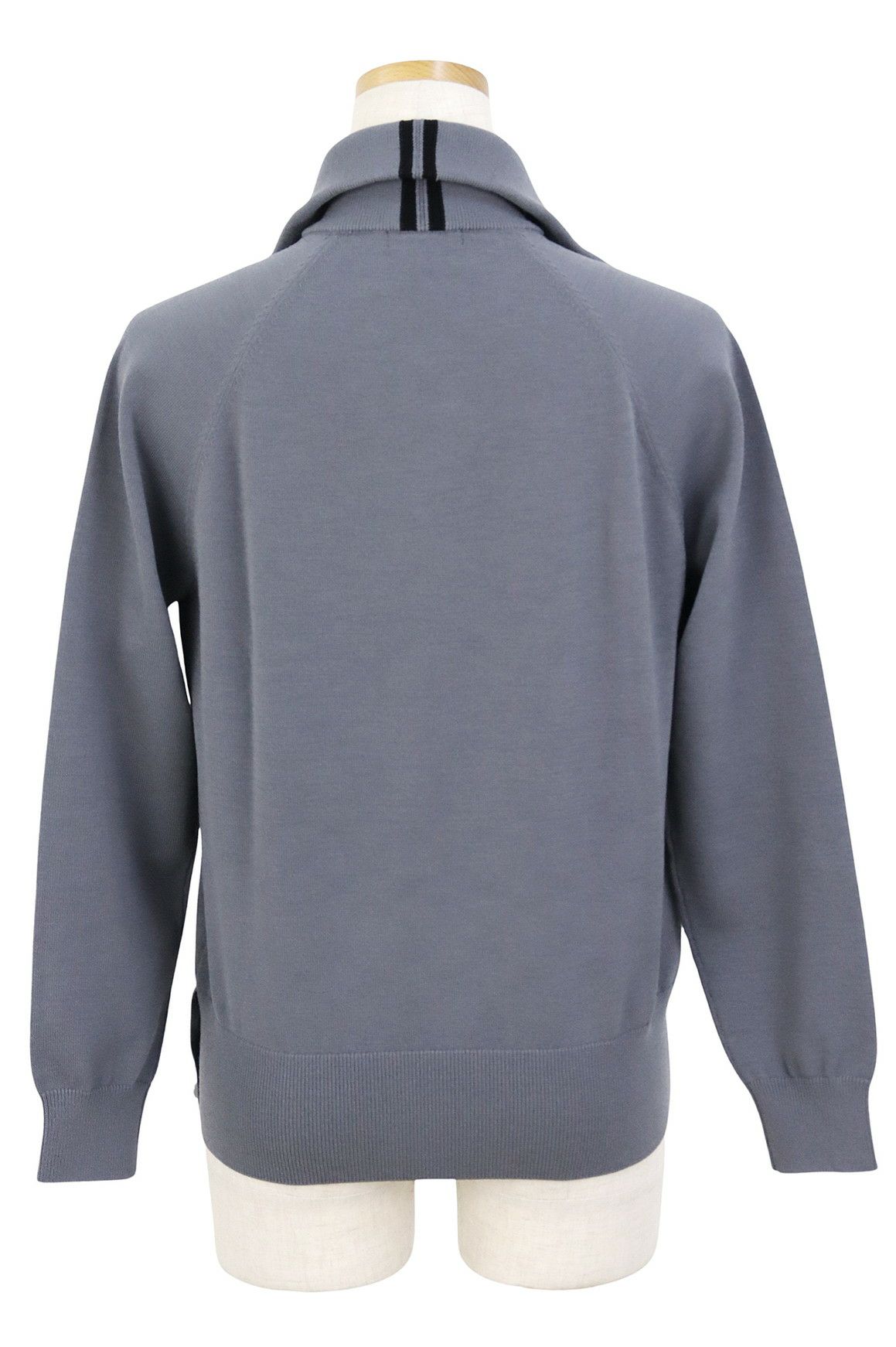 ゼロハリバートンのセーター