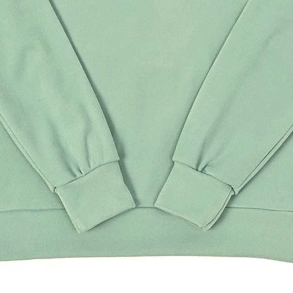 デルソルゴルフのハイネックシャツ