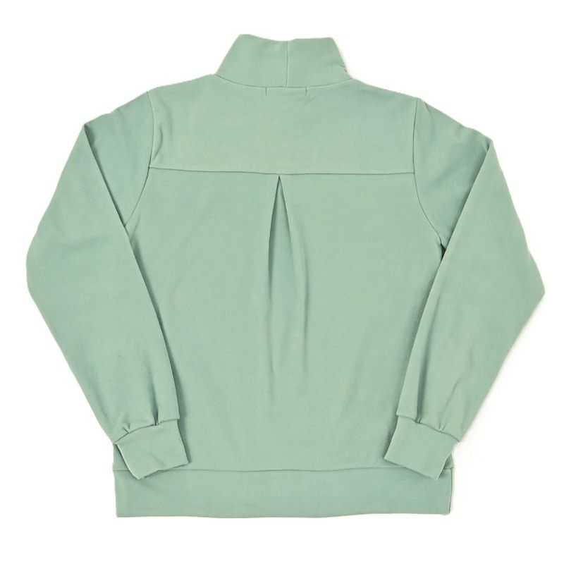 デルソルゴルフのハイネックシャツ